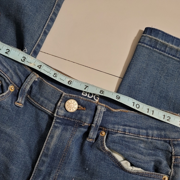 SOLD BDG High Rise Skinny Grazer Jeans - Picture 3 of 4